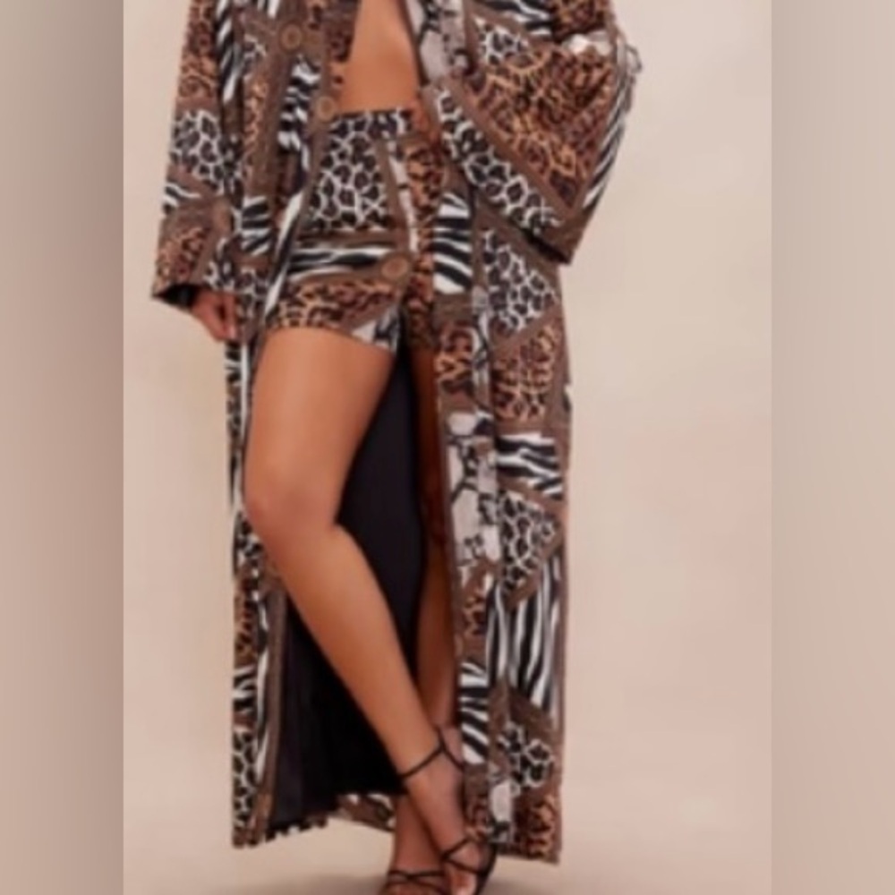NWT Fashion Nova Brown and Black Animal Print Shorts size XS